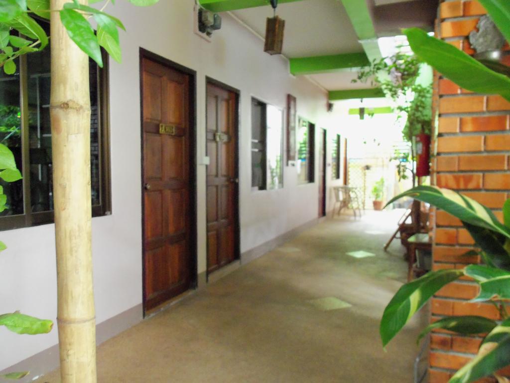 Baitong Homestay Chiang Mai Esterno foto