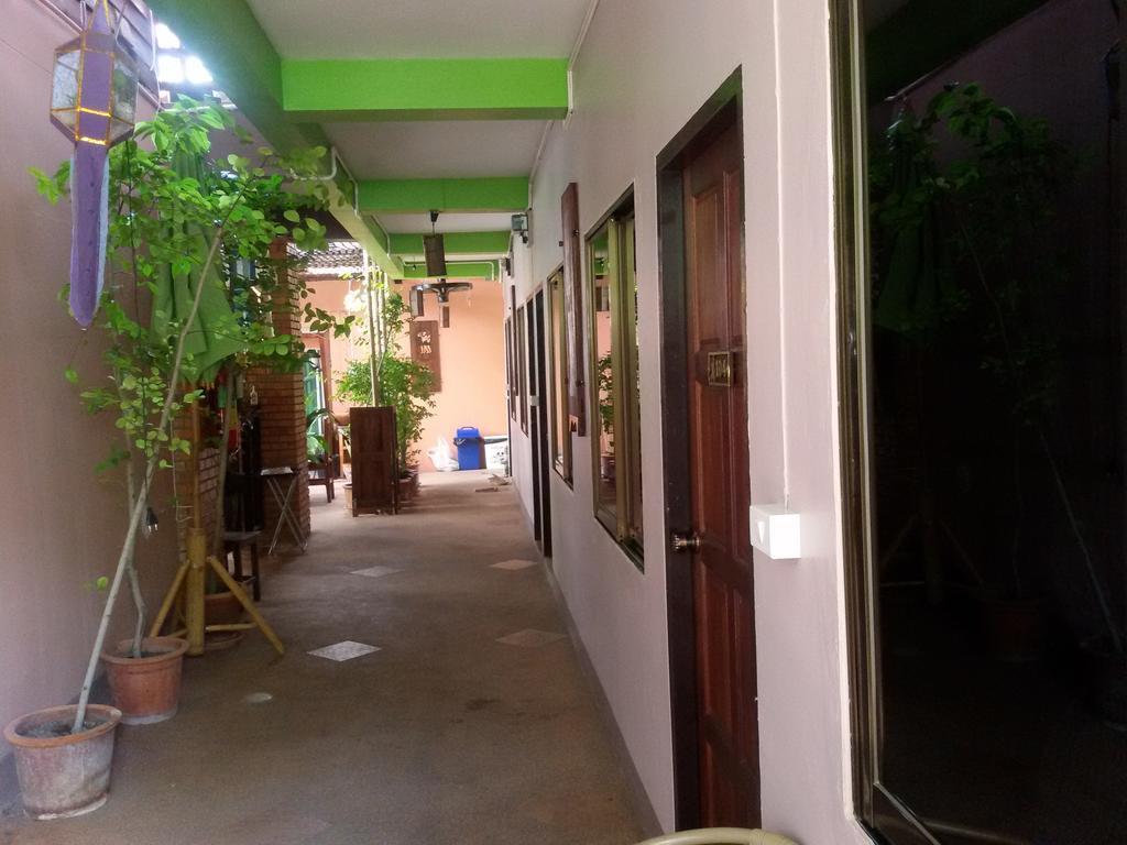 Baitong Homestay Chiang Mai Esterno foto