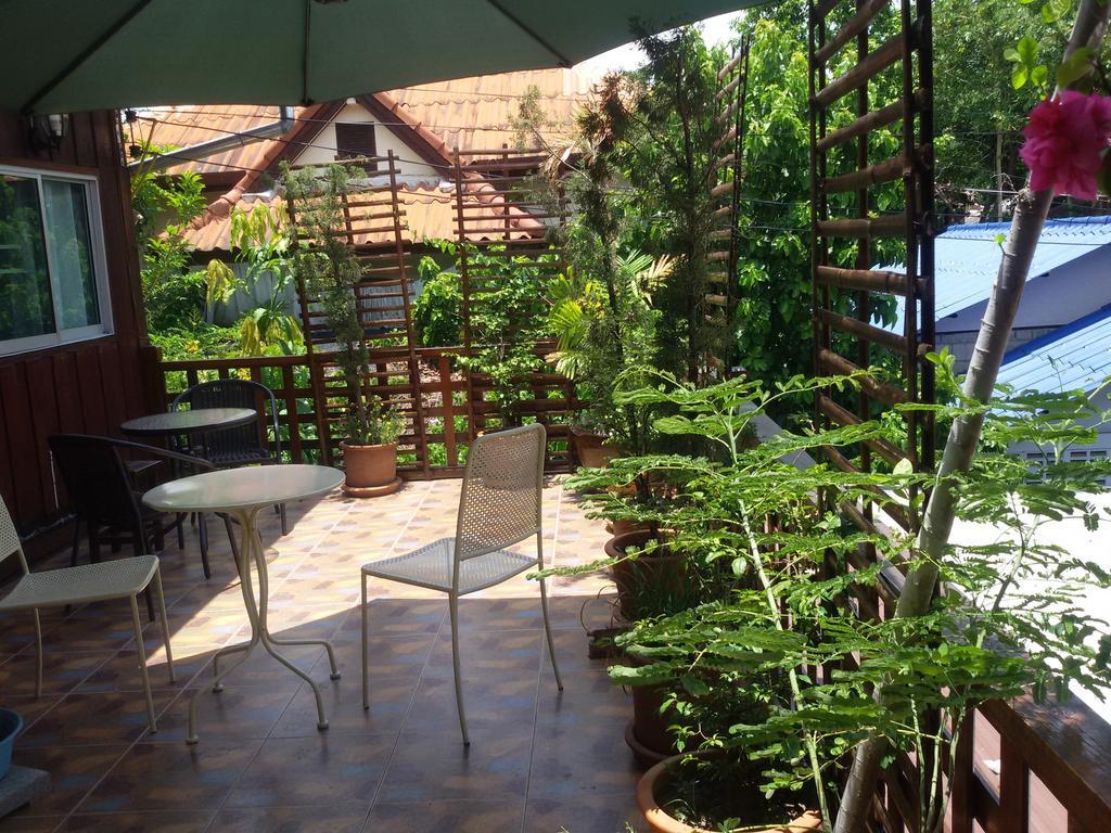 Baitong Homestay Chiang Mai Esterno foto
