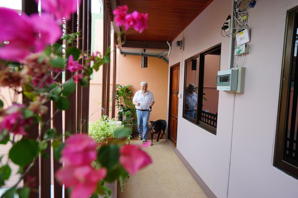 Baitong Homestay Chiang Mai Esterno foto