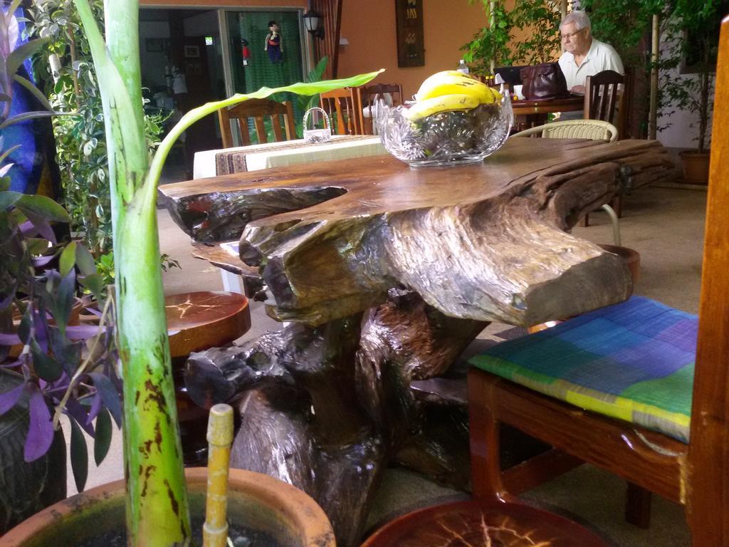 Baitong Homestay Chiang Mai Esterno foto